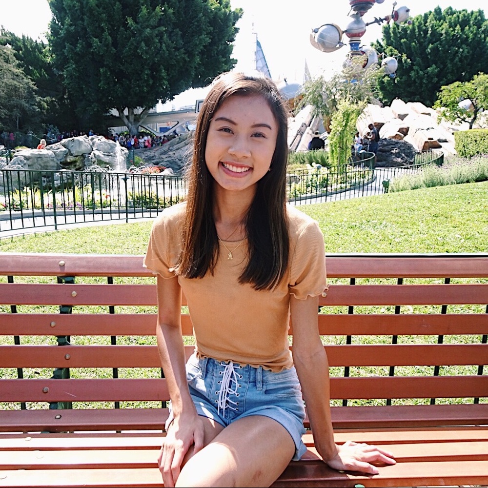 Meet your Posher, Tiffany